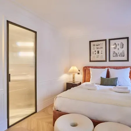 Le Prestige Paris