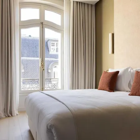 Le Prestige Paris Lägenhet