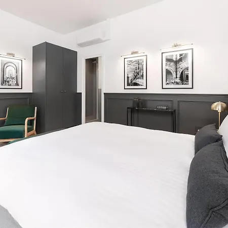 Le Prestige Paris Paris