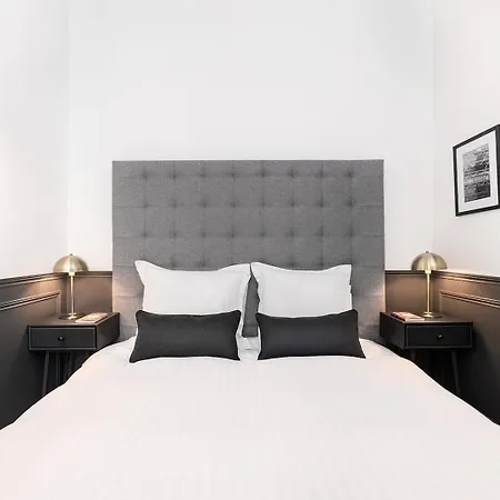Lägenhet Le Prestige Paris *